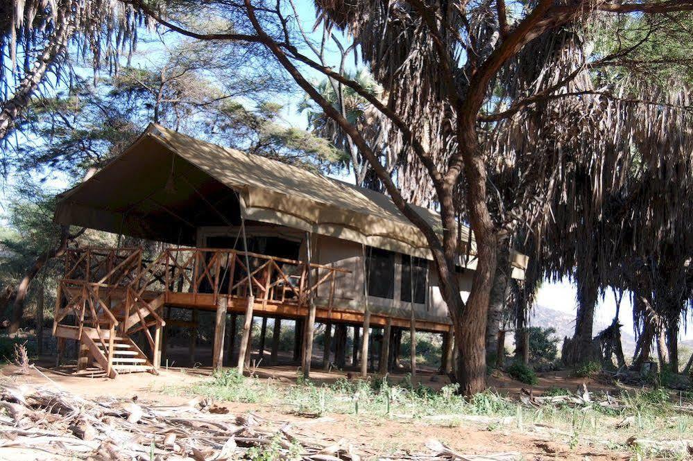 Elephant Bedroom Camp Archers Post Extérieur photo